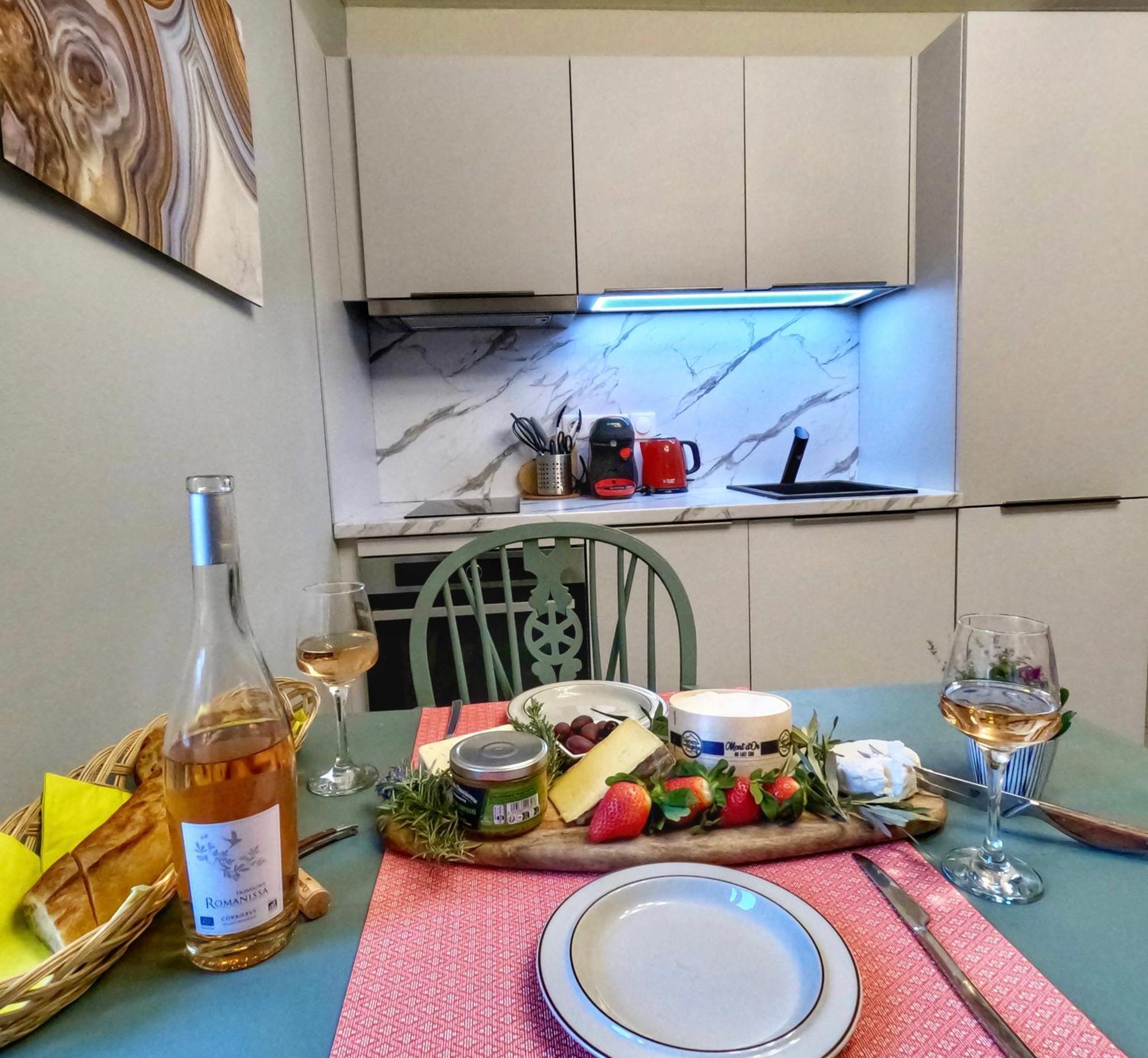 3 Star Surdespine Historic 4 Chateaux Lastours Air Conditioned 외부 사진