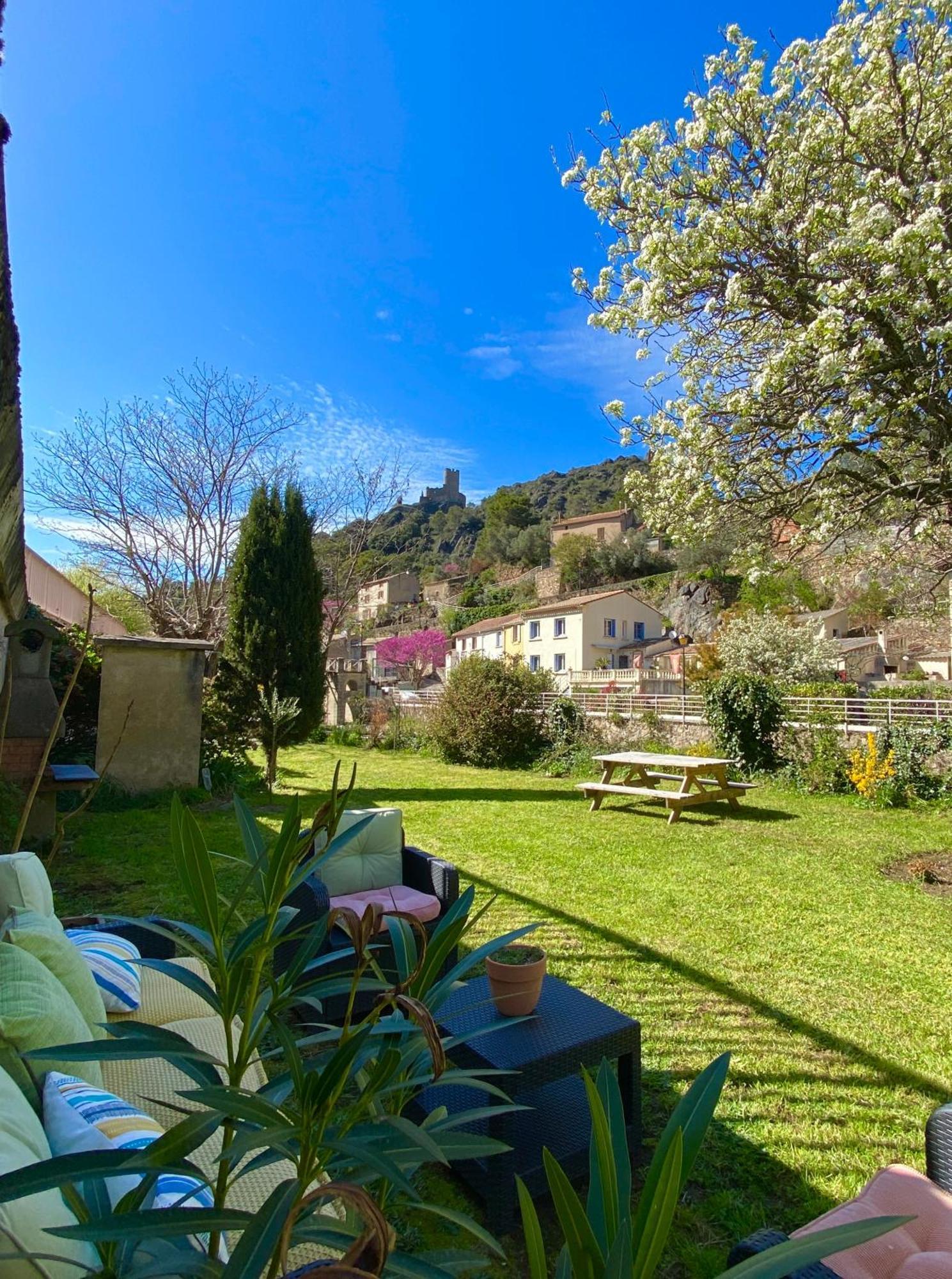 3 Star Surdespine Historic 4 Chateaux Lastours Air Conditioned 외부 사진